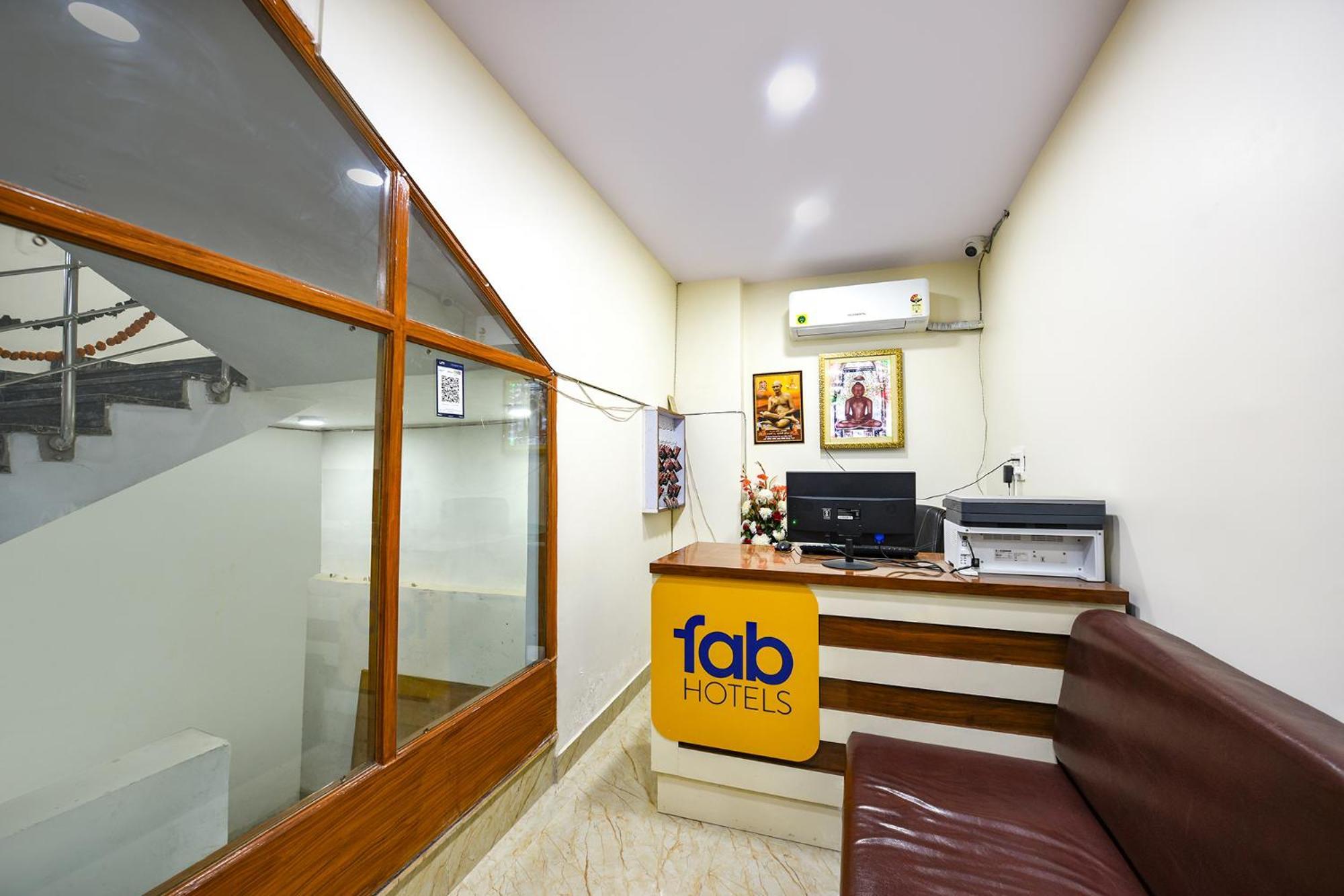 Fabhotel Mona International New Delhi Eksteriør billede