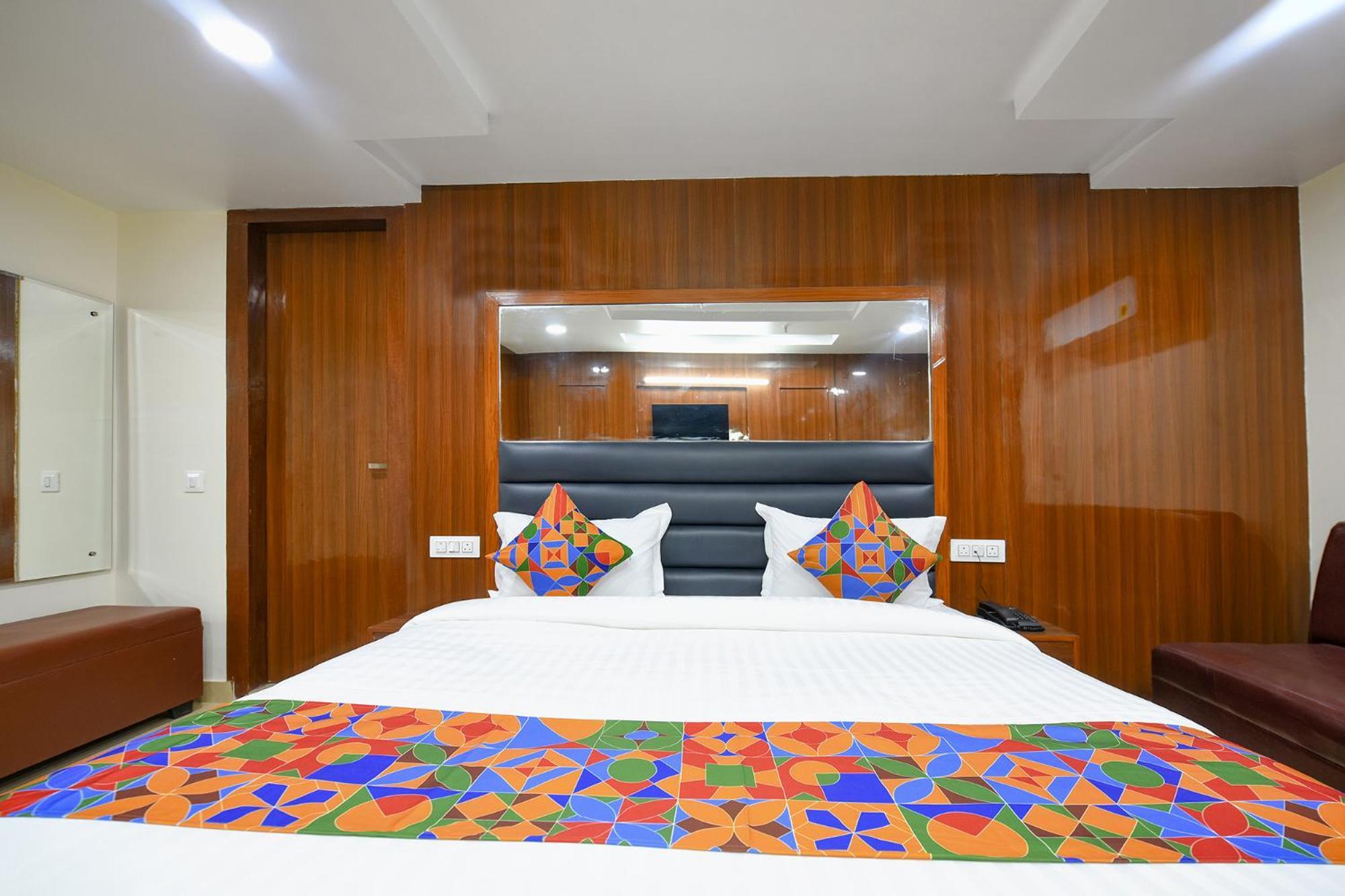 Fabhotel Mona International New Delhi Eksteriør billede