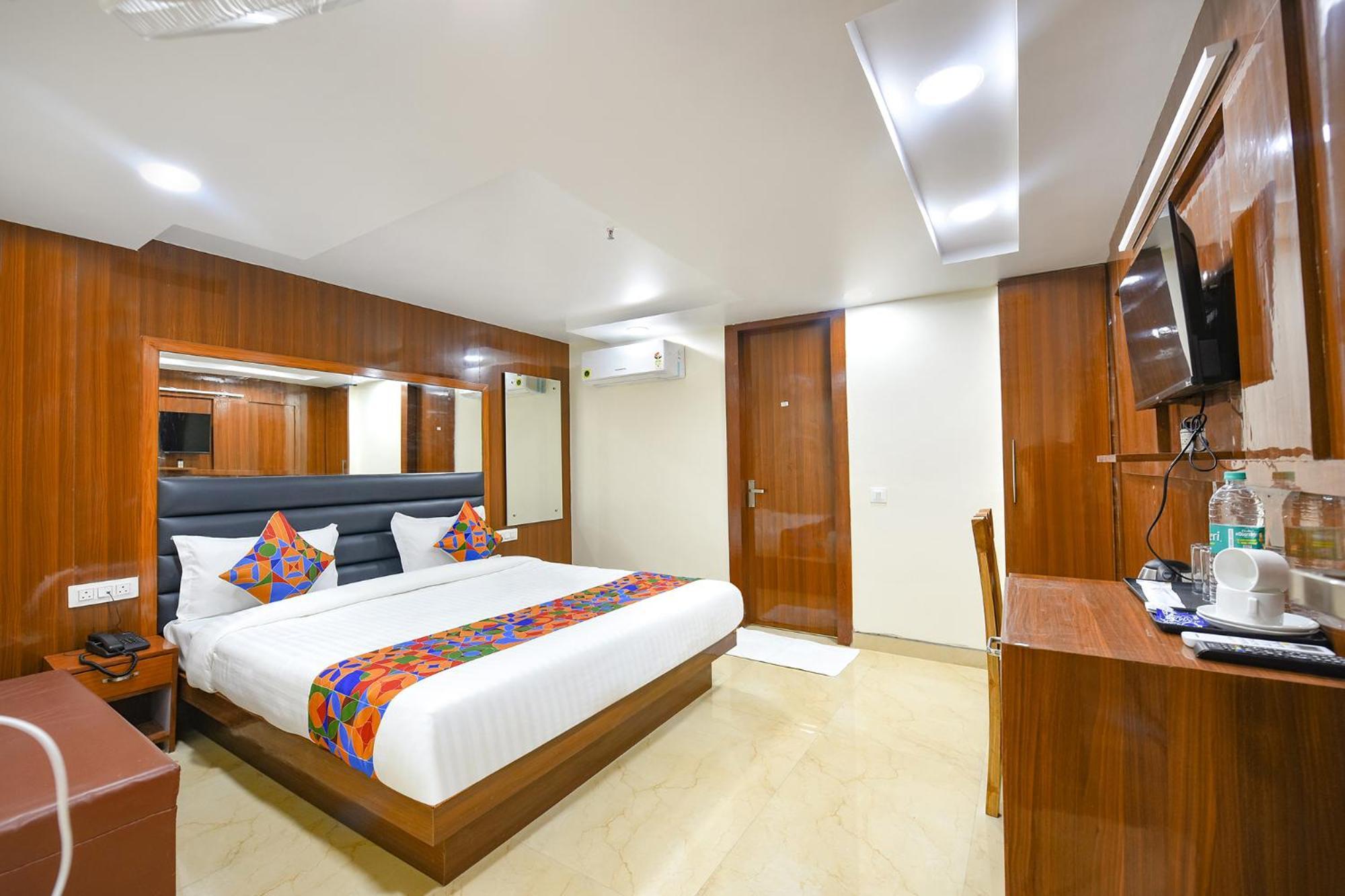 Fabhotel Mona International New Delhi Eksteriør billede
